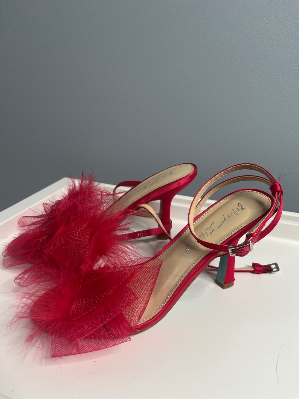 Betsey Johnson Lotty Red Satin Feather Stiletto Sandals Size 8 - Picture 2 of 6
